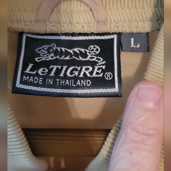 Vintage LeTigre  men's  windbreaker. Size large 100% nylon. - Picture 3 of 5